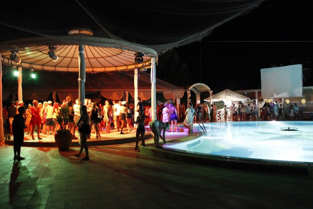 Marina Frapa Resort Rogoznica Exterior photo