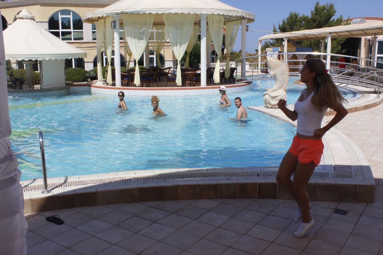 Marina Frapa Resort Rogoznica Exterior photo
