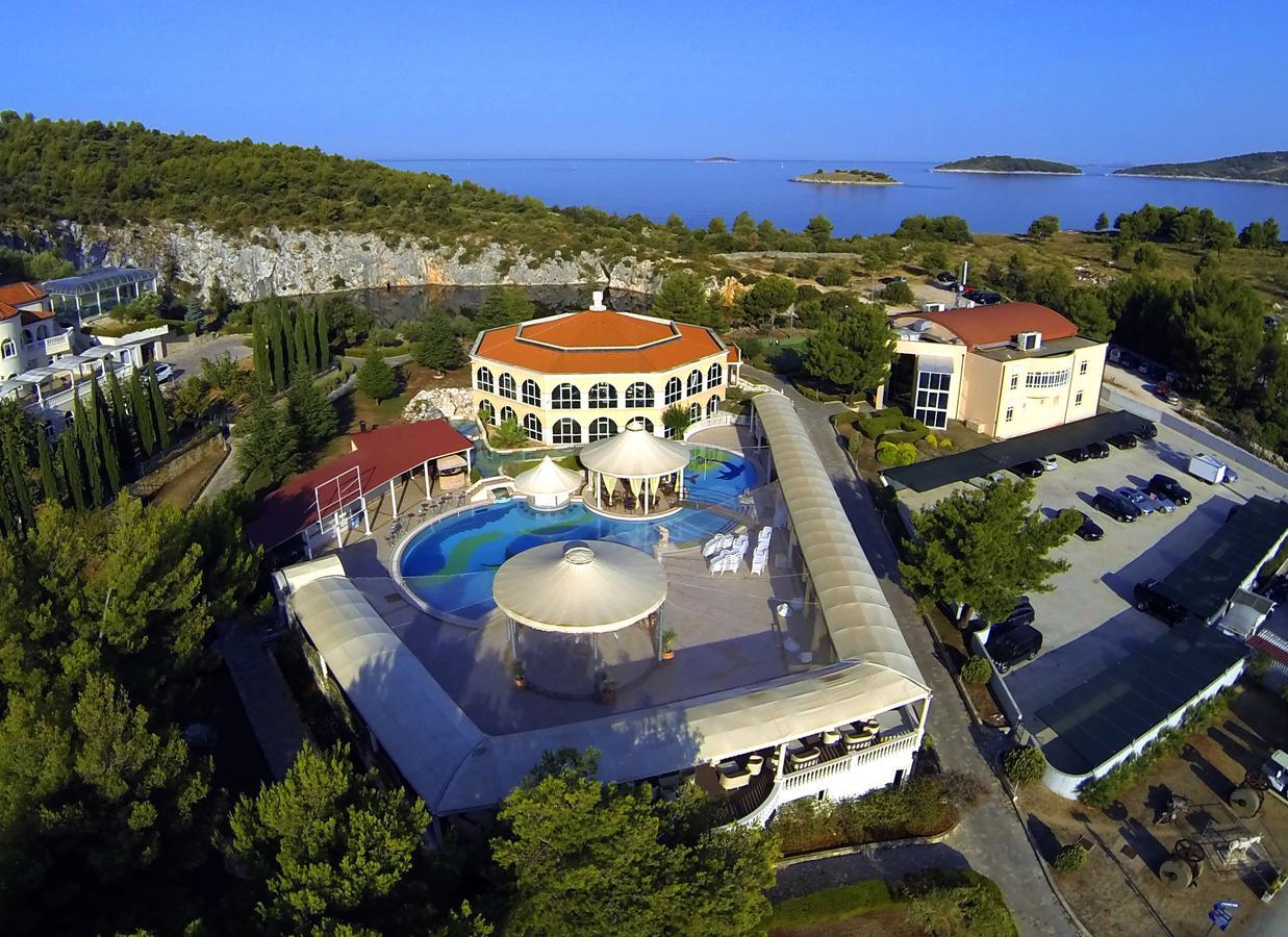 Marina Frapa Resort Rogoznica Exterior photo